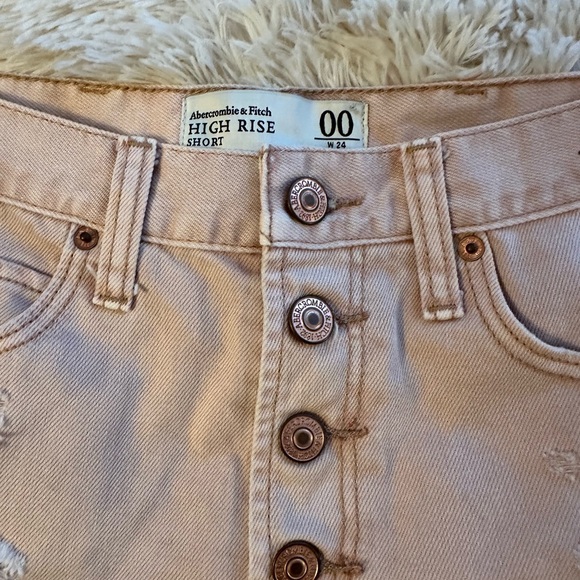 A&F High Rise Short - Picture 3 of 4